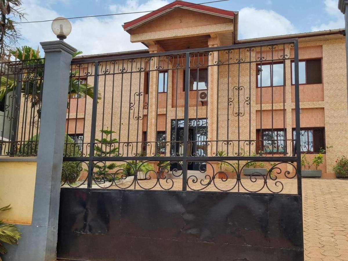 Appart Hotel Mireille Yaounde Luaran gambar
